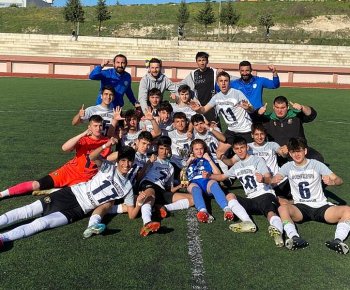 U18 Futbol Takımımız ŞAMPİYON ...
