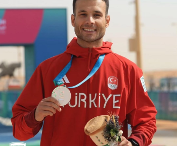 Gururumuz ENES KIZILCIK !